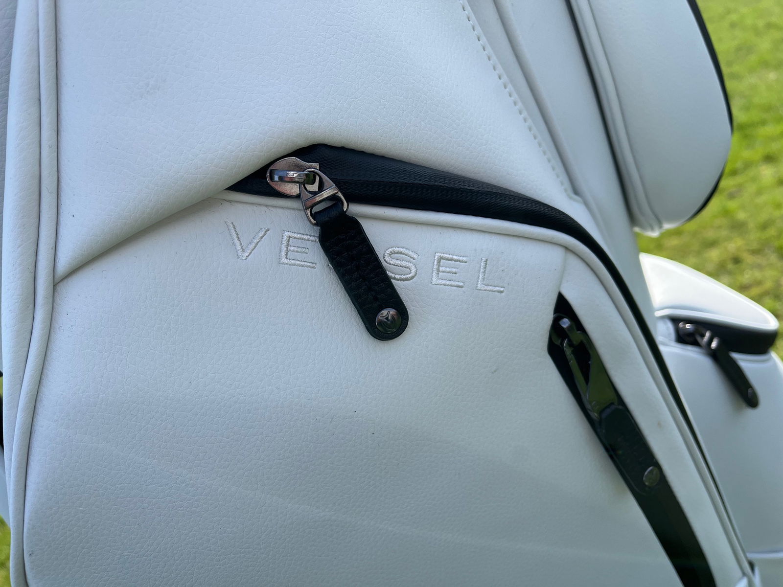 Vessel Golf Stand, Tour and Cart Bags Review