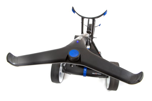 New Golfstream Blue electric golf trolley goes back to basics