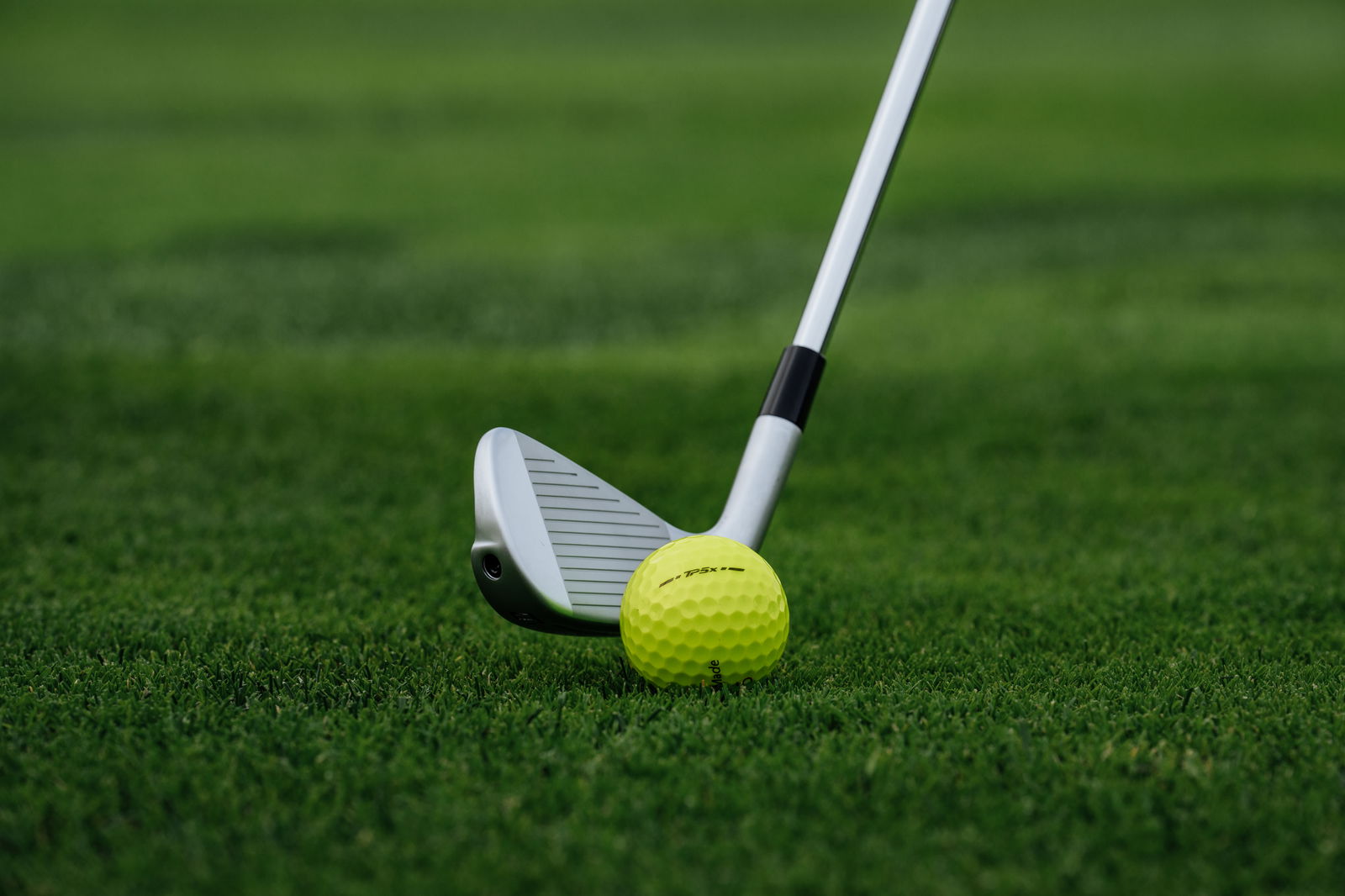 TaylorMade TP5