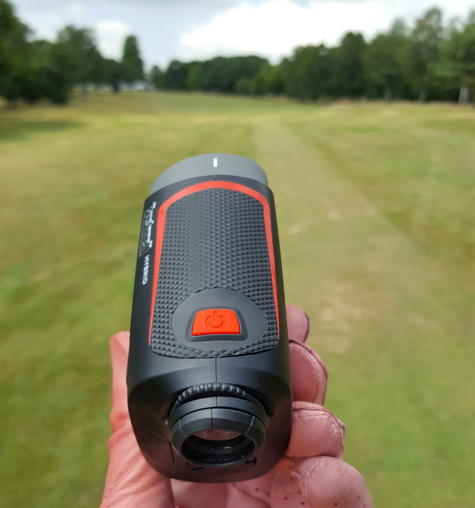 Bushnell Hybrid Laser Rangefinder and GPS Review: The ultimate number cruncher