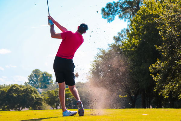 Golf fans react as Thomas Pieters TAKES TROUSERS OFF at BMW International Open!